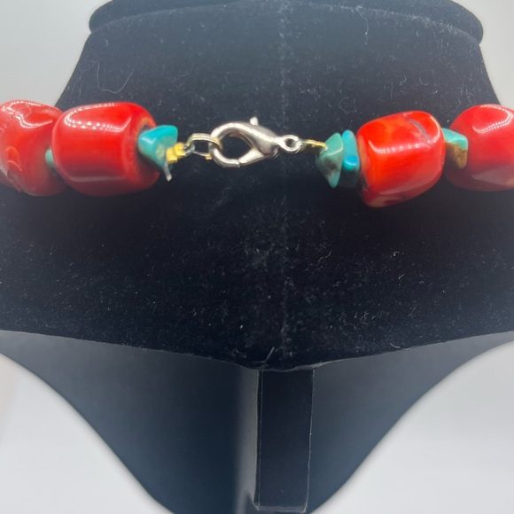 chunky red bamboo coral bead necklace with turquoise spacers southwestern style - Picture 6 of 10